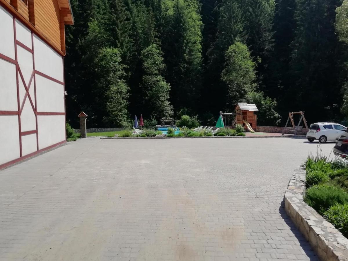 Cheremosh Yablunytsya Bagian luar foto